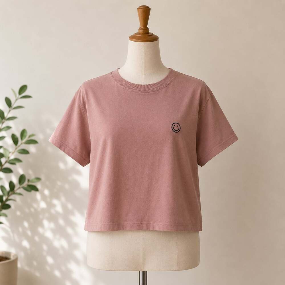 Things Between Smiley Face Cropped T-Shirt Small Pink Short Sleeve Graphic Tee